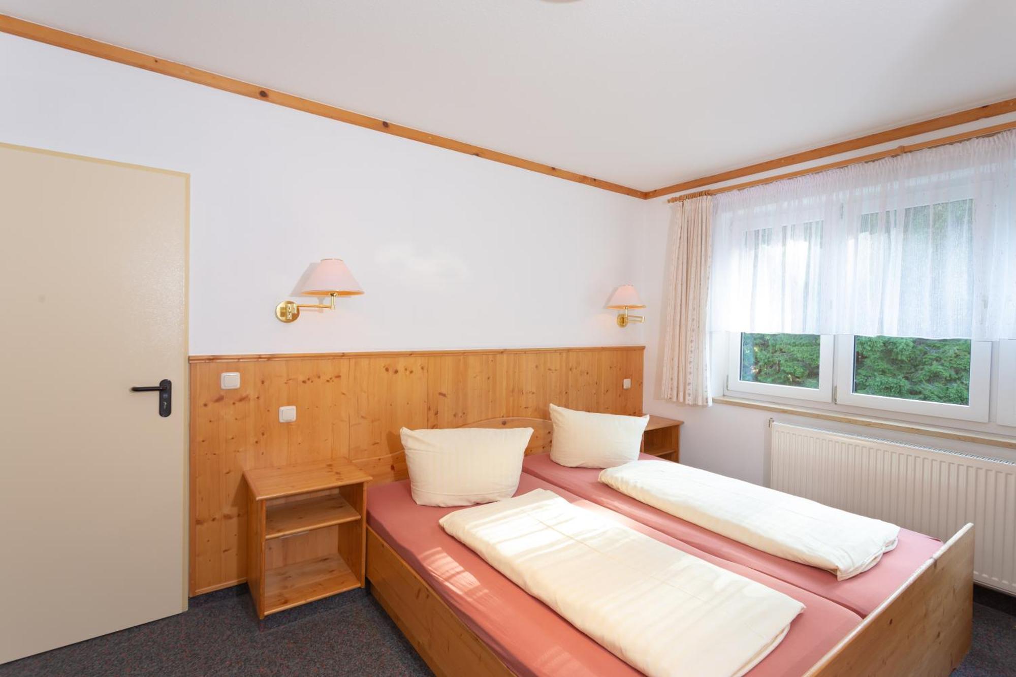 Sportpark Rabenberg Hotell Breitenbrunn  Eksteriør bilde